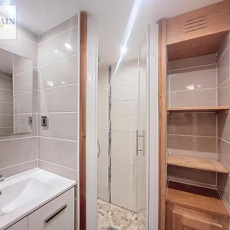Renove Pres Des Pistes Avec Balcon Et Parking - Fr-1-275-161 Apartman *